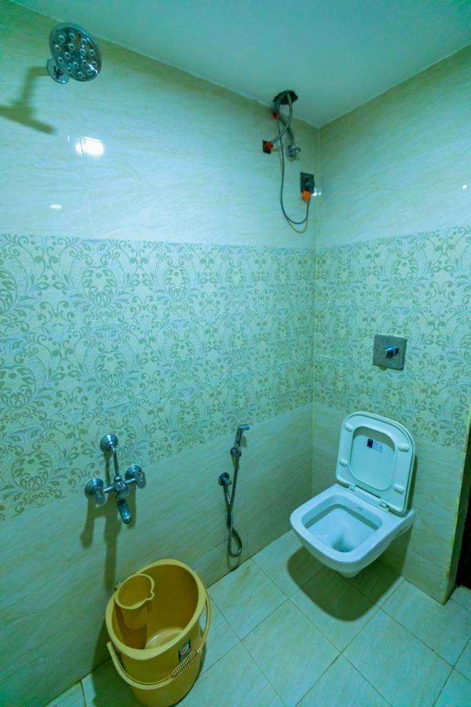 Appartamento Dreamland Retreat With Swimming Pool Kottakuppam Esterno foto